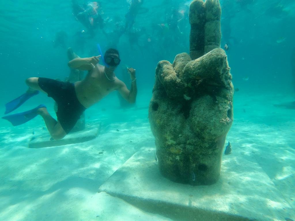 Snorkel durante el tour a Isla Mujeres