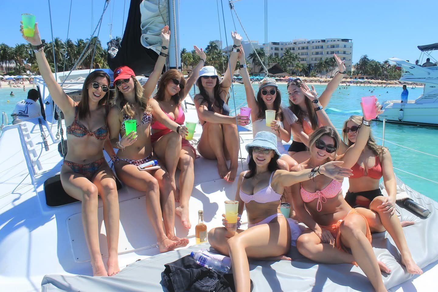 Catamarán a Isla Mujeres